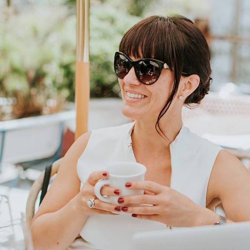 Meet your Posher, Chrystal